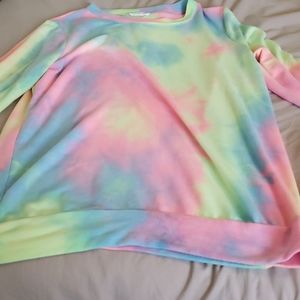 L Tie Dye Crew Neck sweatshirt